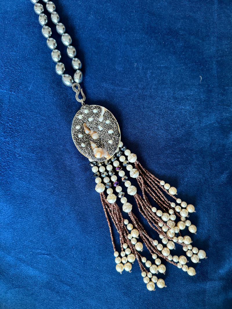 Turkish pendent with tassels
