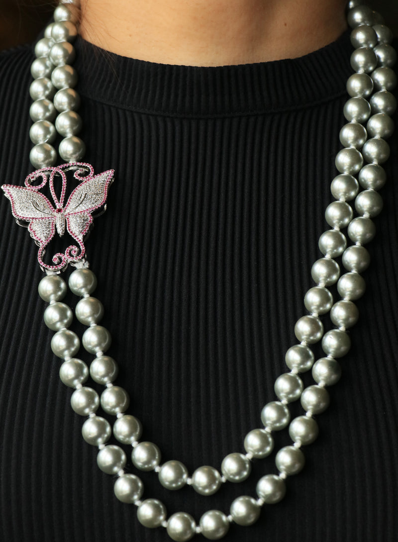 Butterfly Pearl Neckpiece