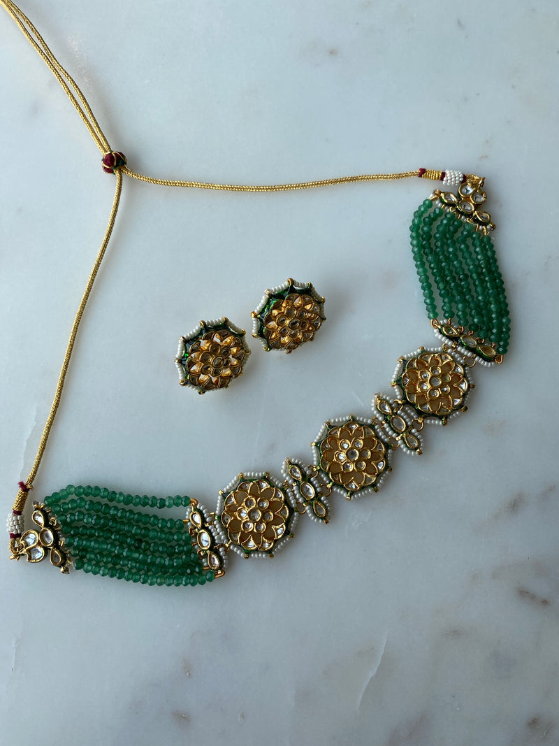Afsheen choker with earrings - Emerald